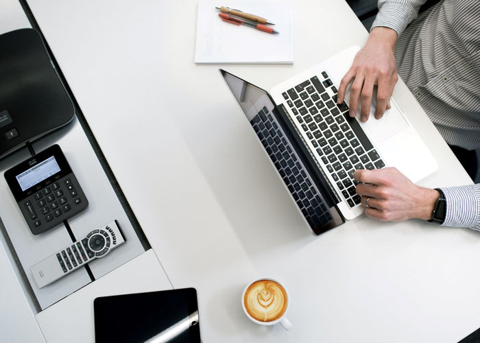 How to Write a Compelling LinkedIn Summary [with Examples]