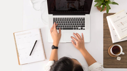 Choosing a Top Executive Resume Service in 2024 [8 Key Considerations]