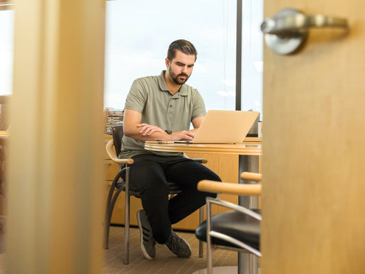 Should I upload my resume to LinkedIn? [LinkedIn Series]